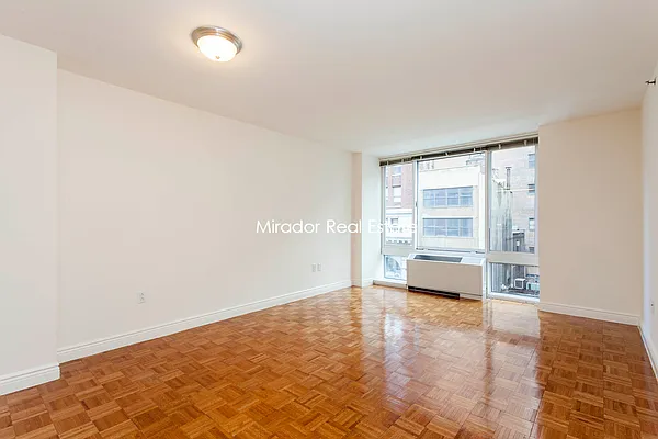 Rented by Mirador Real Estate | media 1