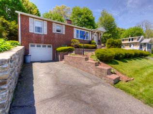40 Marsh Ave, Worcester, MA 01605