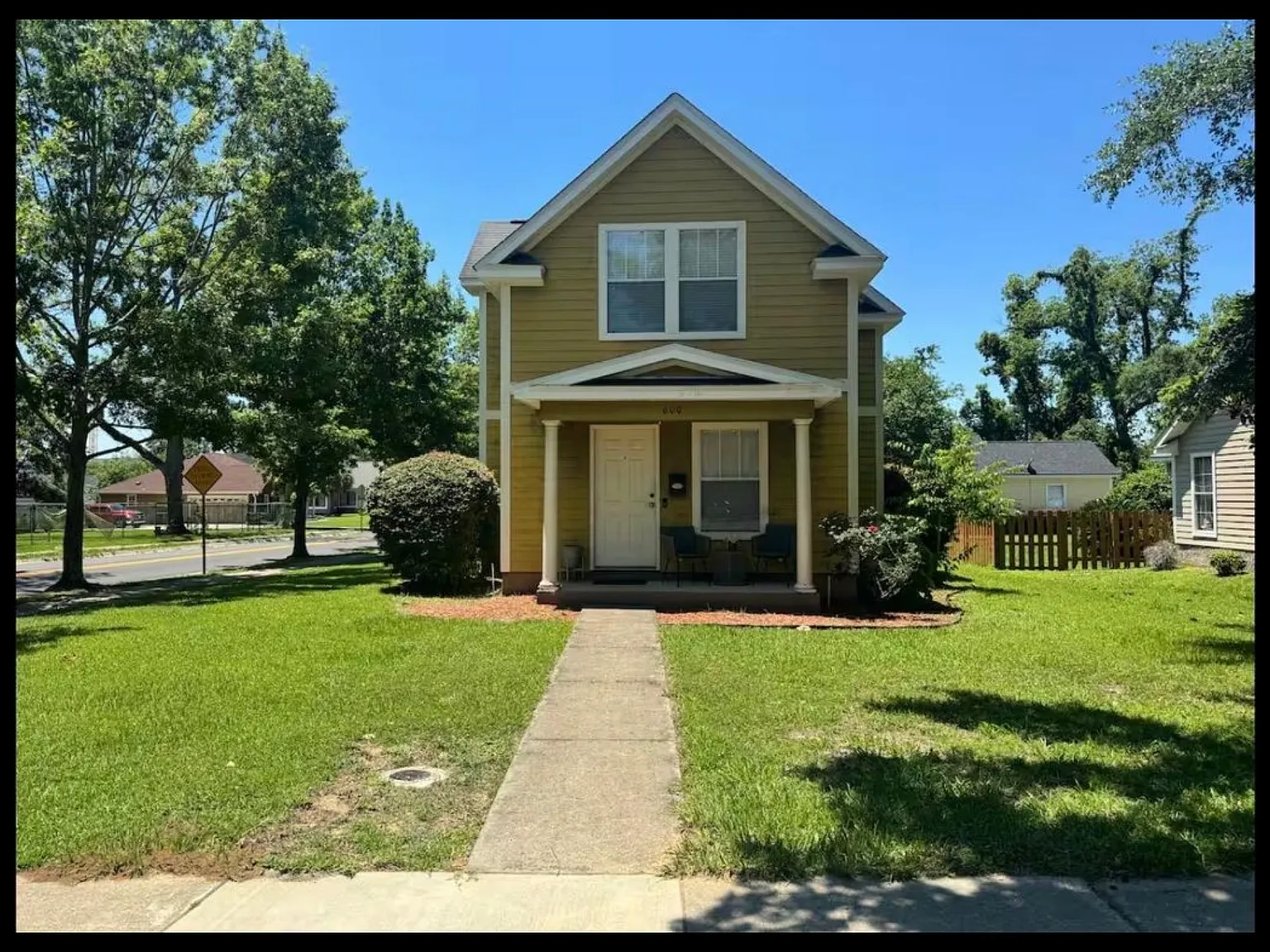 3 bed, 1358 sqft, $800 — Photo 2