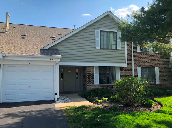 951 Yosemite Trl #A1, Roselle, IL 60172