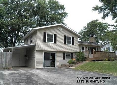 1st image of 500 NW Village Dr
