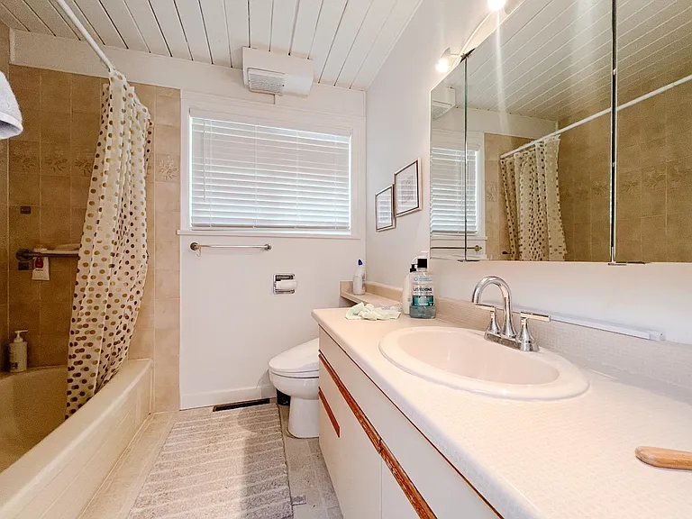 3190 Royal Ave — Photo 16