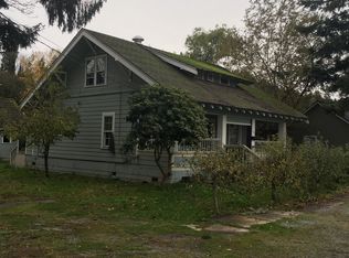 1102 S 6th St, Mount Vernon, WA 98273