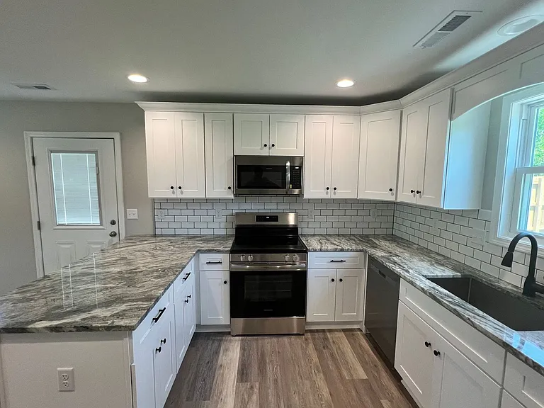 703 Bibb St NE — Photo 13