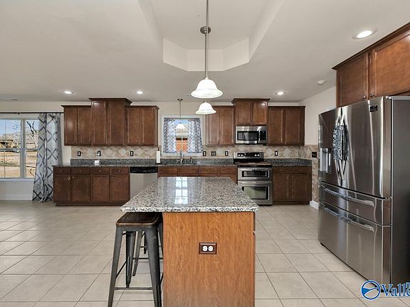 5th image of 419 Summer Cove Cir NW