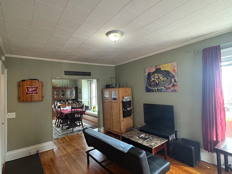 132 Tennyson Ave — Photo 5