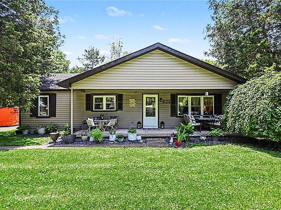 4th image of 1261 Wallaby Dr