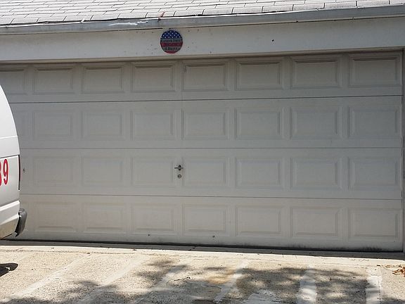 2nd image of 536 McClean Ave