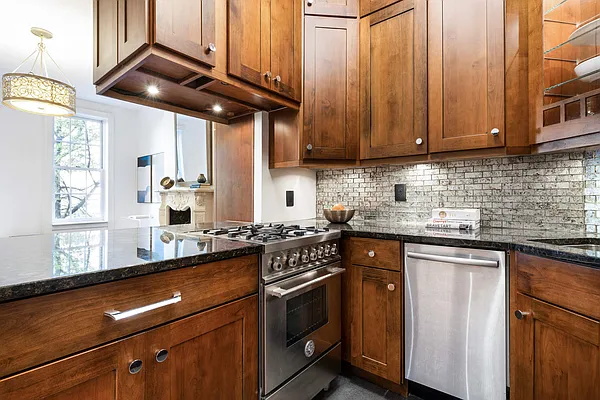 Sold by Compass | media 16