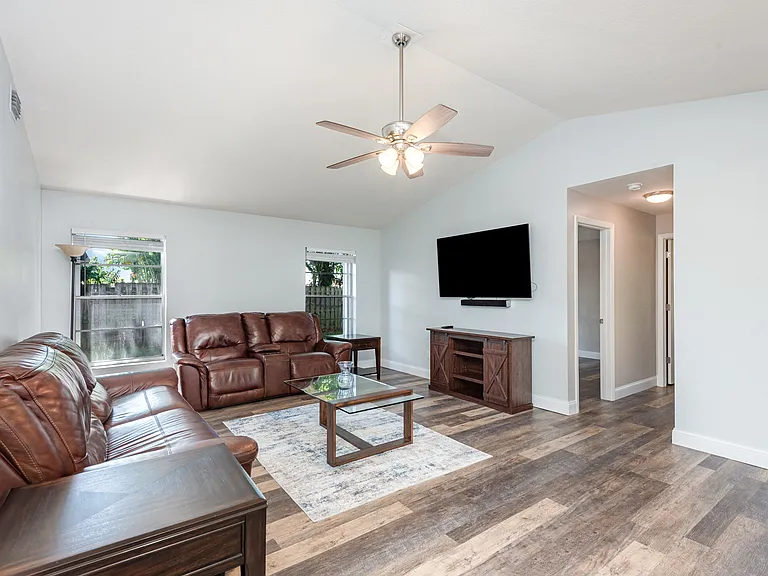 3361 Chapparal Ct — Photo 11