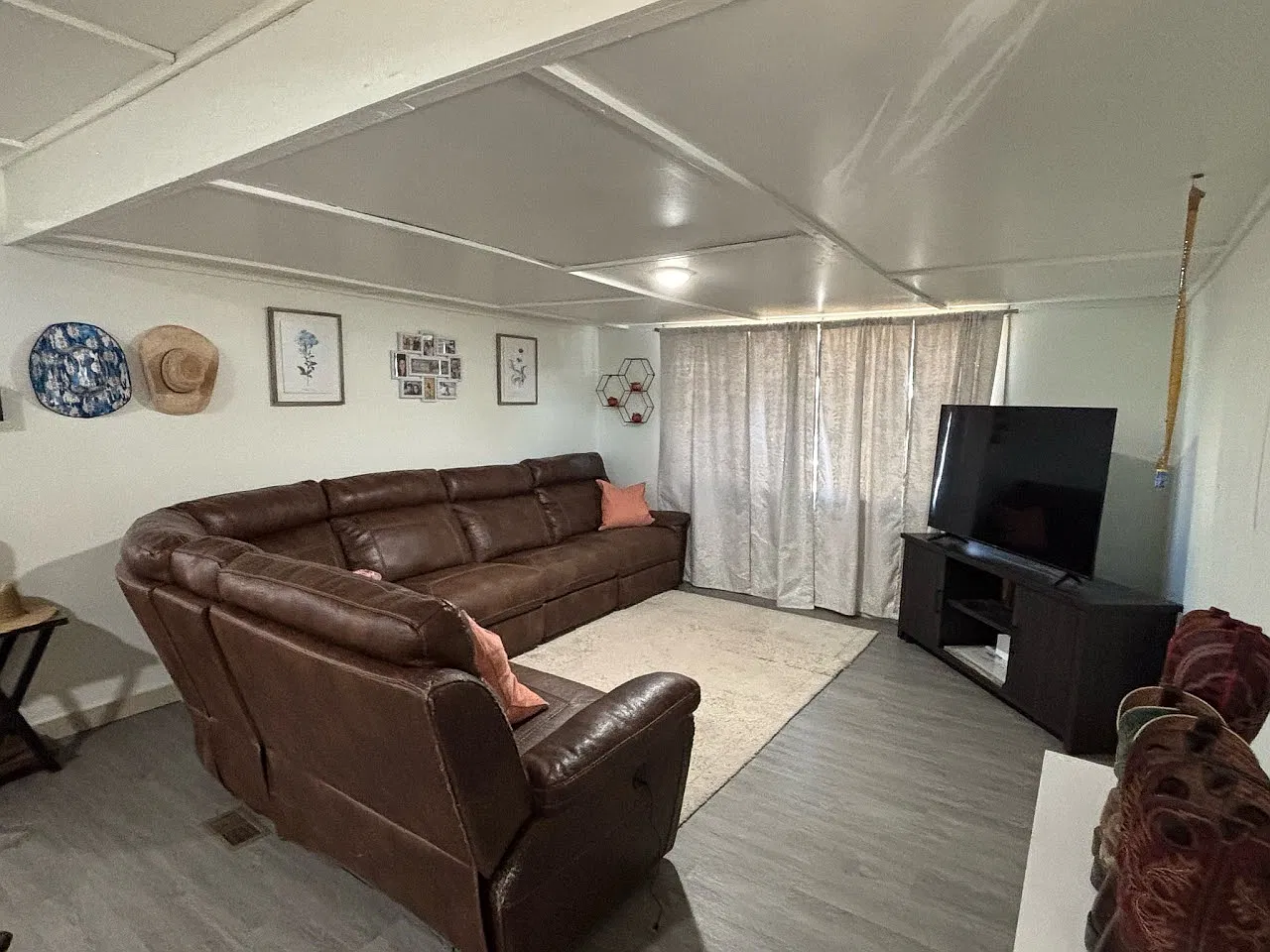 3 bed, $1,500 — Photo 3