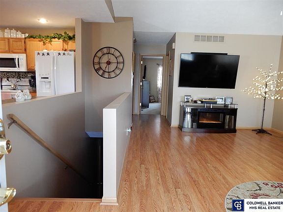 3rd image of 2630 Blaine Dr