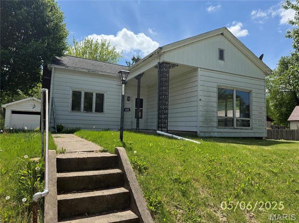 218 Sycamore St, Quincy, IL 62301