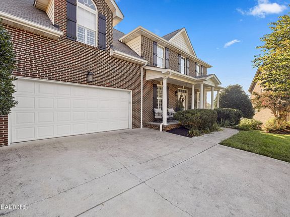 2nd image of 8428 Harbor Cove Dr