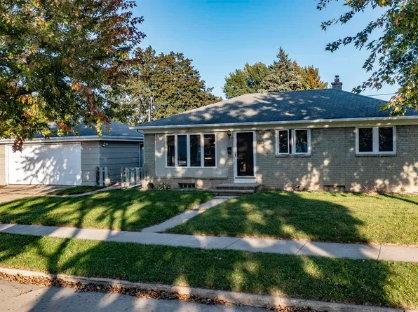 154 S Schaefer St, Appleton, WI 54915