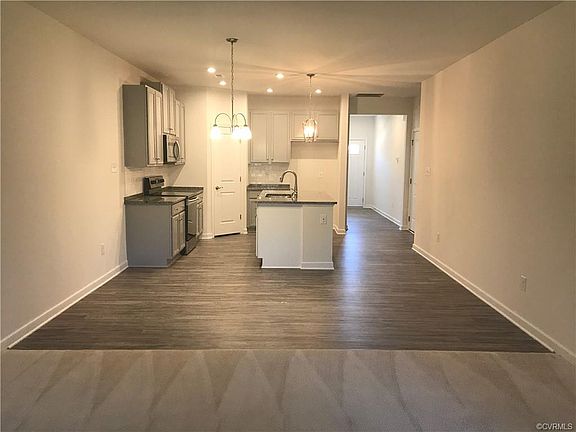 2nd image of 1412 Avondale Woods Dr #39-2