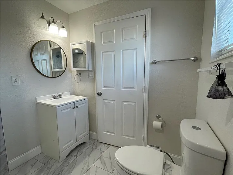 1208 Carlton Ave — Photo 22
