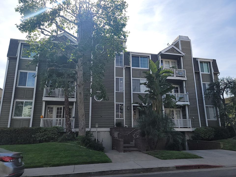 1st image of 3549 Hughes Ave #202
