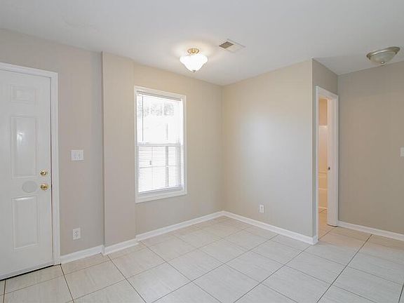 5th image of 1134 Keith Ave