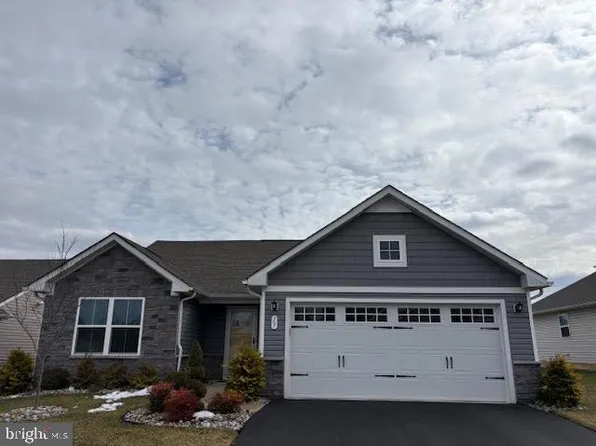 17 Senators Way, Berlin, NJ 08009