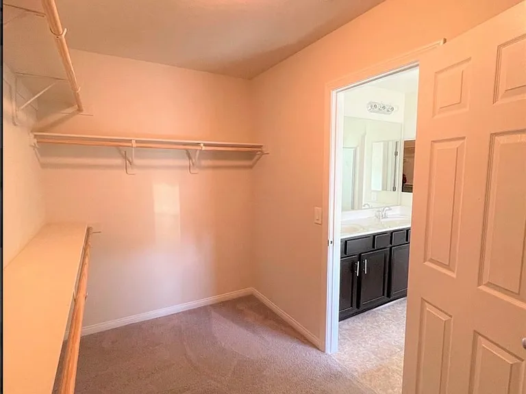 7063 Claythorn Rd — Photo 16