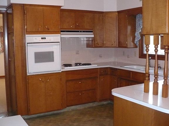 Kitchen with lots of storage