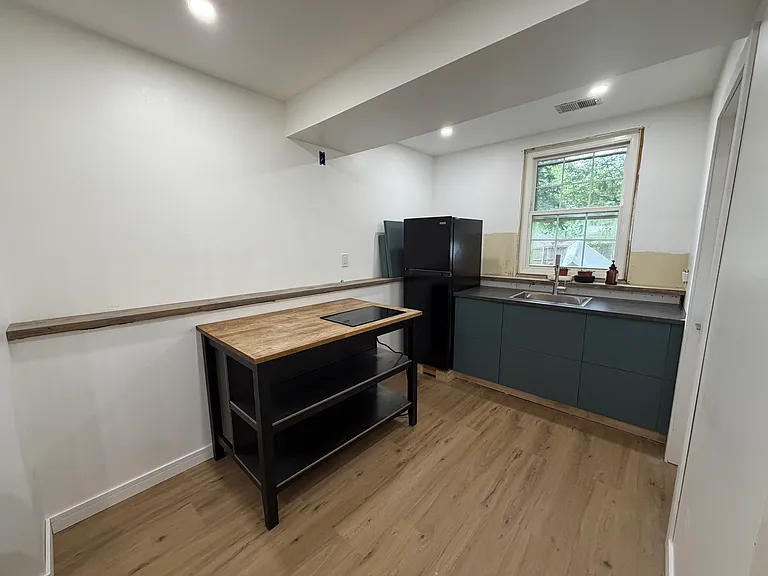 1551 Powells Tavern Pl — Photo 4