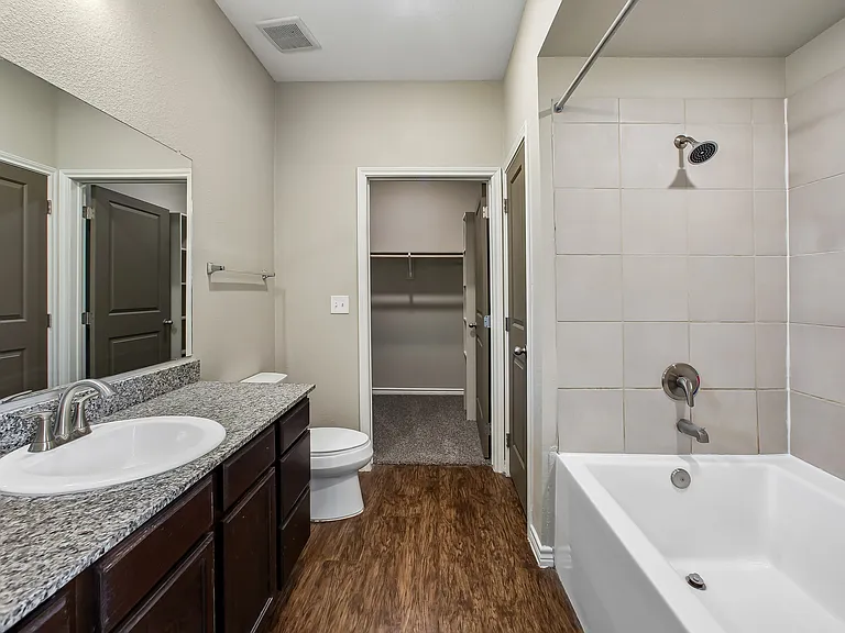 Midlothian Meadows — Photo 33