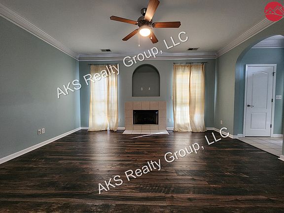 3rd image of 255 High Ridge Dr