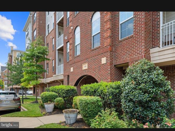 3160 John Glenn St Unit 405