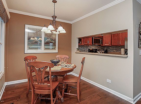3rd image of 1698 Vermont Dr