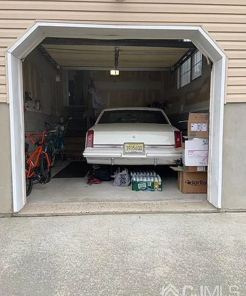 12 Ellen Ave — Photo 16