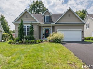 39 Greendale Dr #39, Suffield, CT 06078