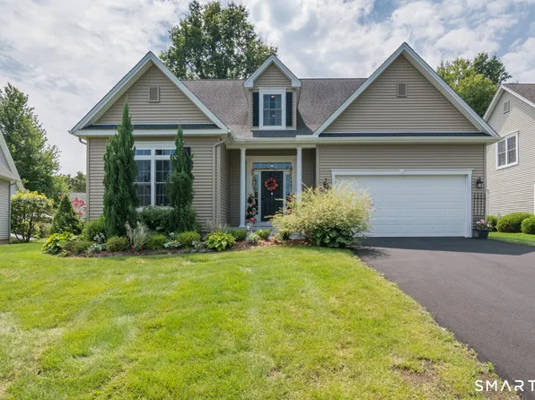 39 Greendale Drive #39, Suffield, CT 06078