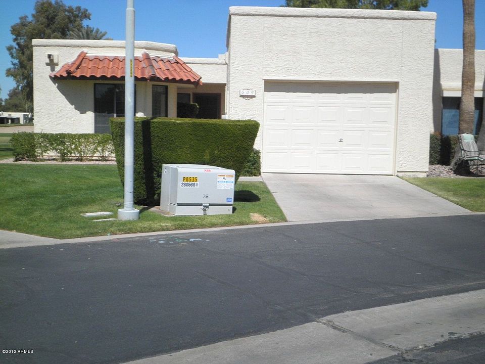 1st image of 609 S Arrowwood Way