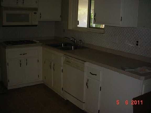 5th image of 39624 Cather St
