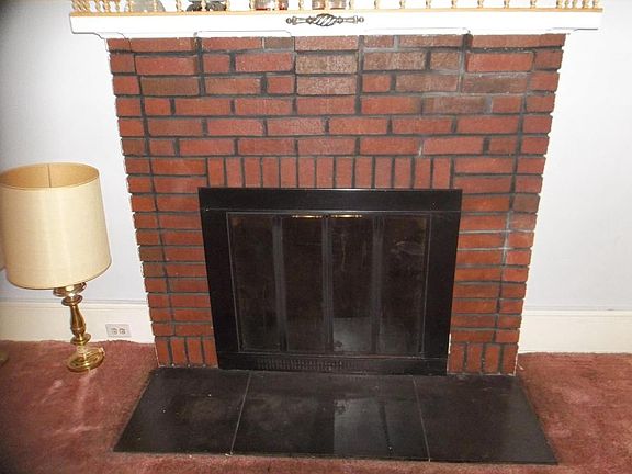 3rd image of 3240 Greenland Ave NW