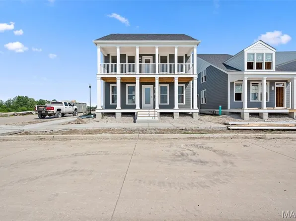 2921 Memphis St, Saint Charles, MO 63301