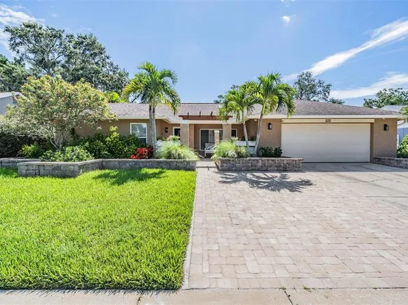222 Foxcroft Dr E, Palm Harbor, FL 34683