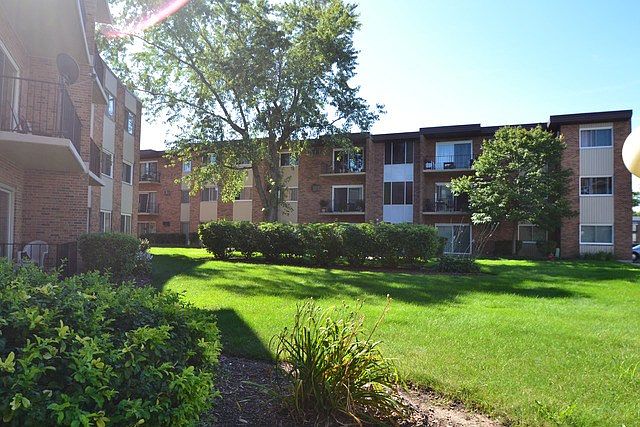 1st image of 9725 S Keeler Ave APT 309
