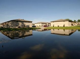 1081 Roland Ln APT 27, Green Bay, WI 54303