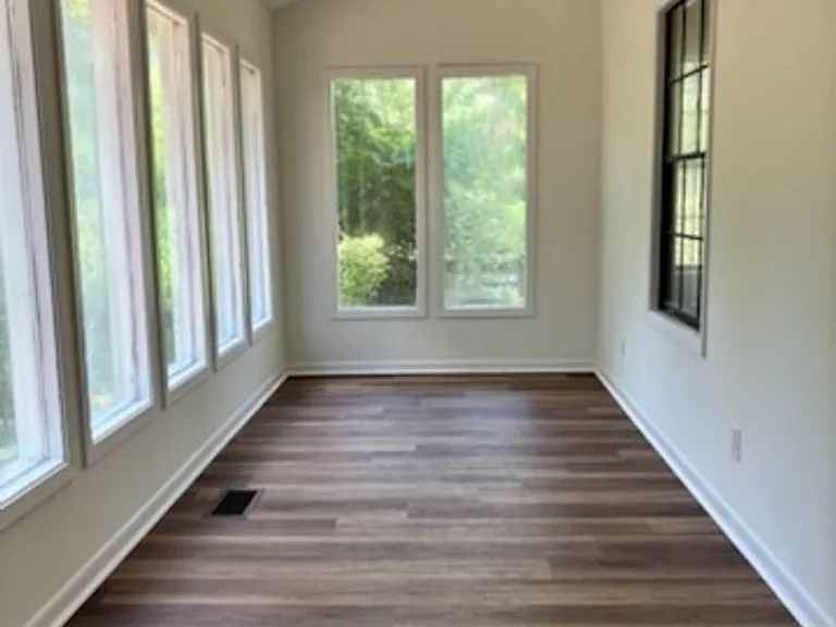 3147 Shirley Dr — Photo 10