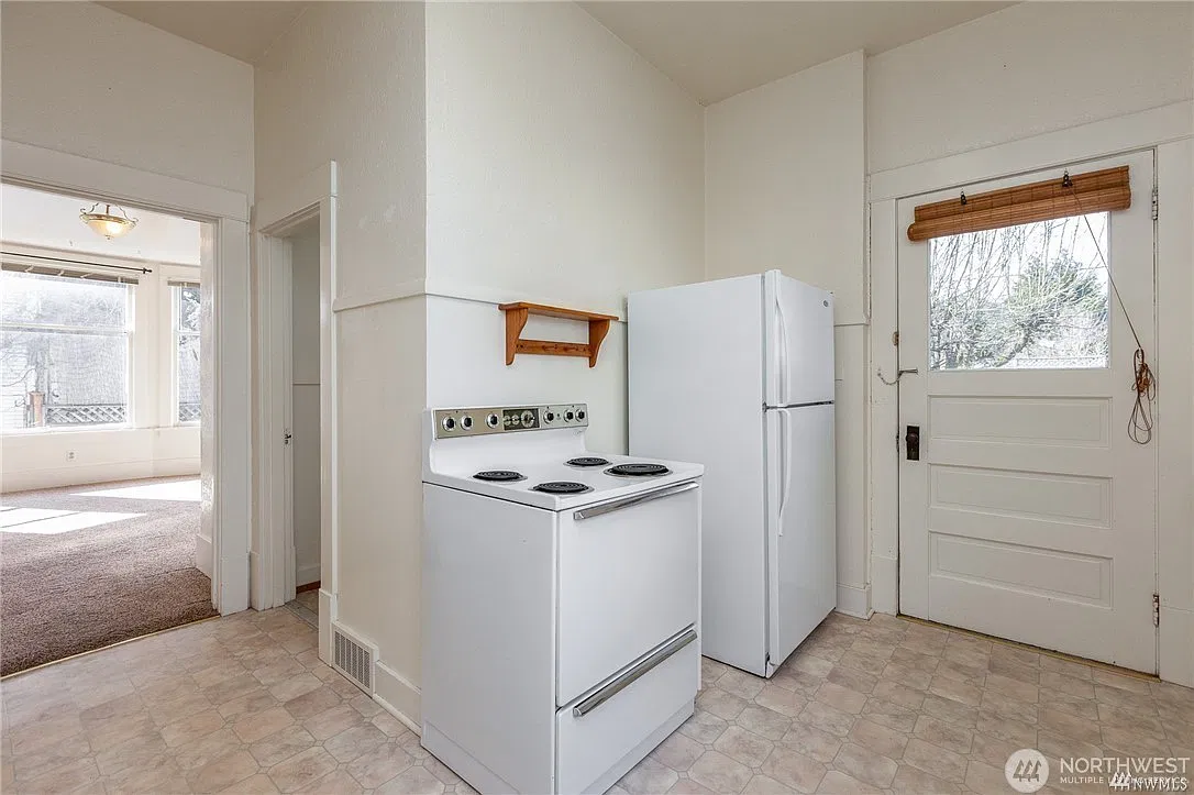 Studio, 600 sqft, $1,500 — Photo 4