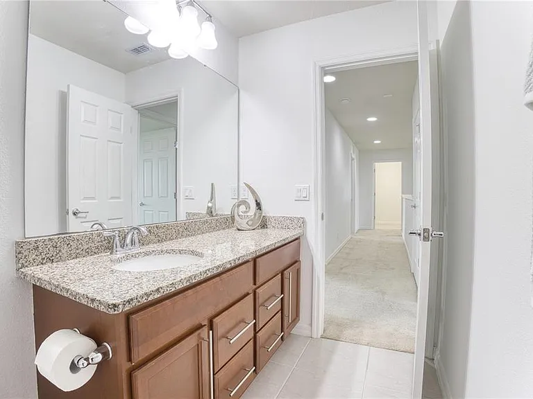 5270 Brydon Woods Cir — Photo 28