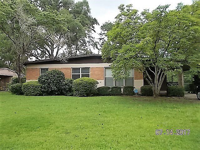 1st image of 914 Cochran Dr