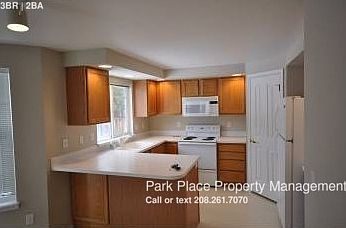 2nd image of 9391 W Wakefield Ct