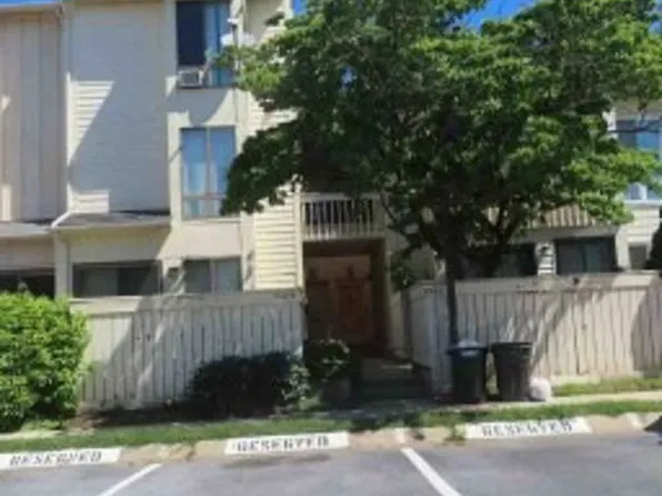 10017 Ridgeline Dr, Montgomery Village, MD 20886