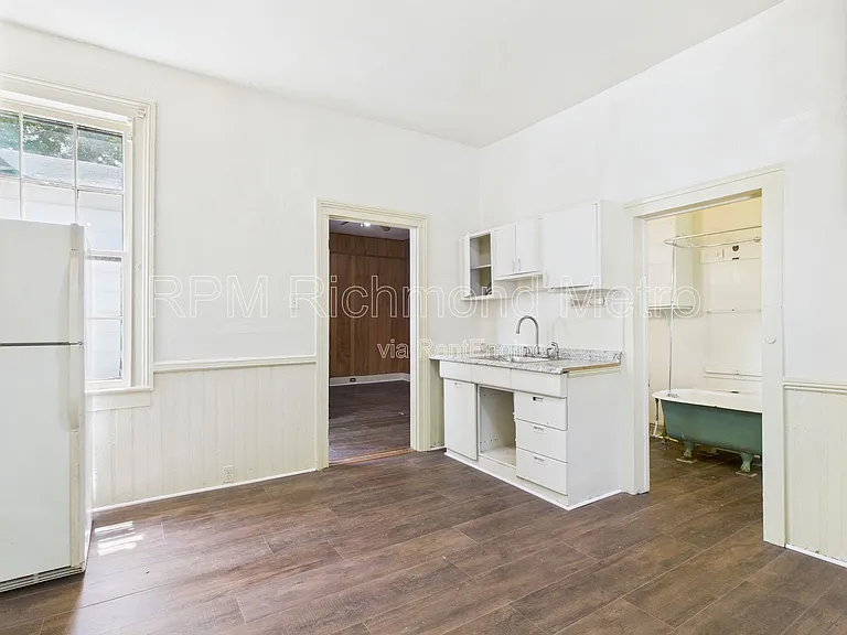 709 High St #A — Photo 6