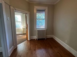 135 Broadway #14, Saranac Lake, NY 12983