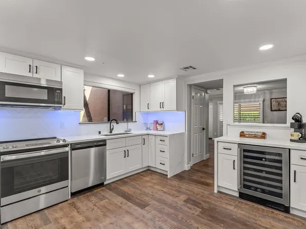 1655 S Beverly Dr APT A, Palm Springs, CA 92264
